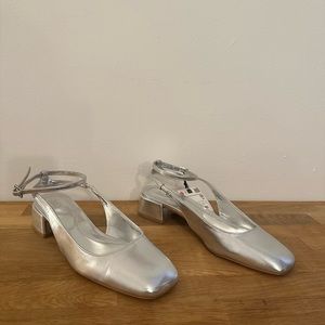 Zara Silver Heel Ankle Strap size 38 7.5